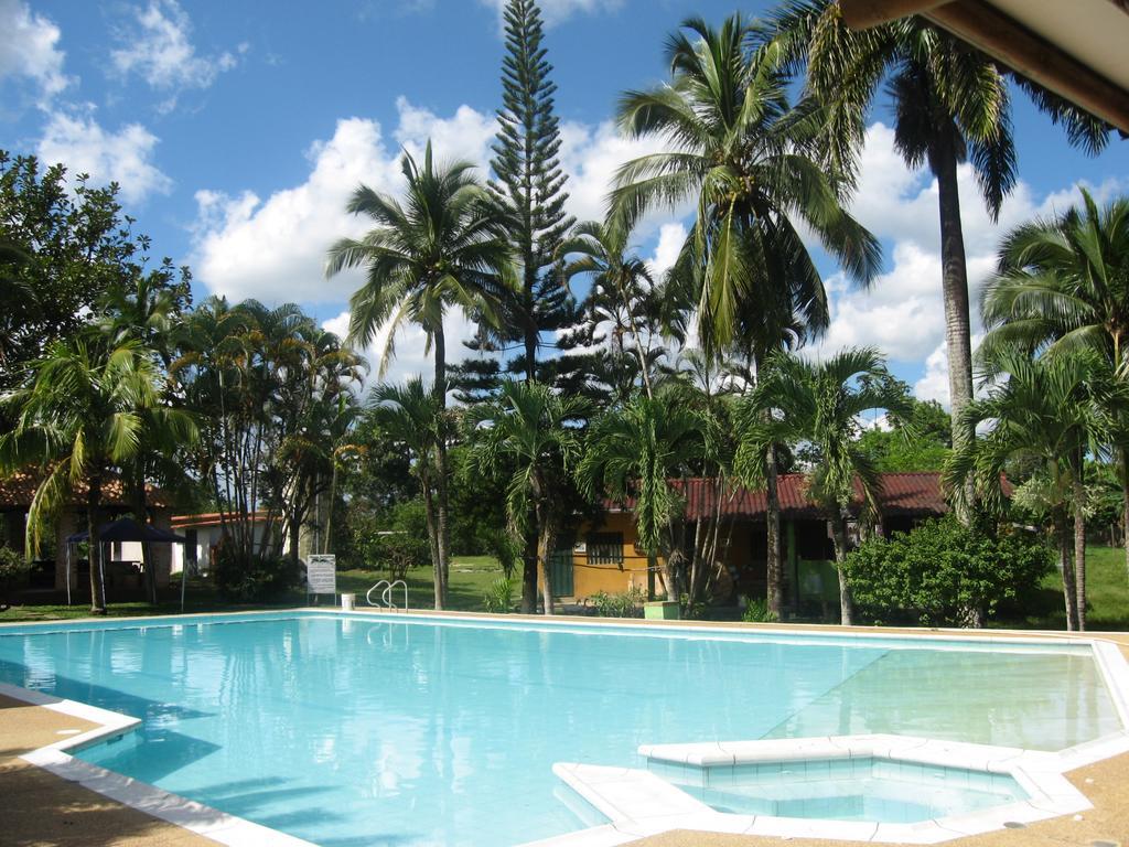 Finca Hotel Villa Martha Villavicencio Exterior photo